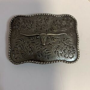 Nocona Silverstone Long Horn Steer’s Skull Belt Buckle..wth Roping around buckle